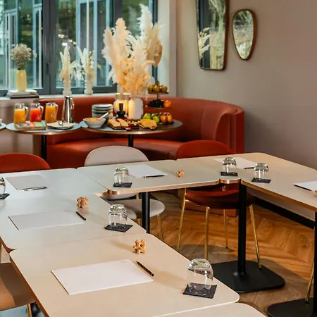 Hotel Ac Porte Maillot By Marriott París