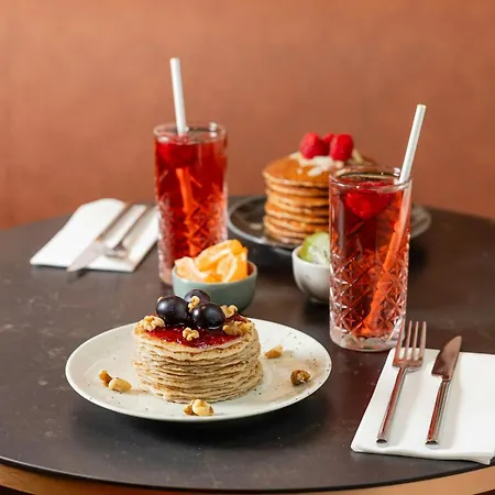 Ac Porte Maillot By Marriott Hotel 4*