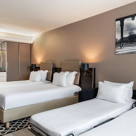 Ac Porte Maillot By Marriott 4* París