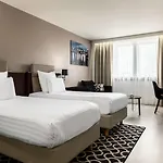 Ac Porte Maillot By Marriott Hotel