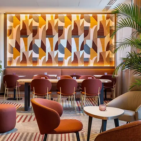 Ac Porte Maillot By Marriott 4* Paryż
