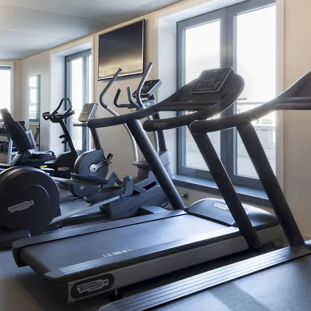 Ac ポルト マイヨ バイ マリオット ホテル パリ