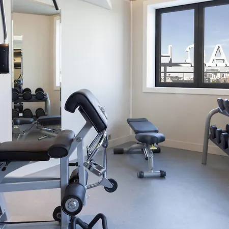 Ac ポルト マイヨ バイ マリオット 4*