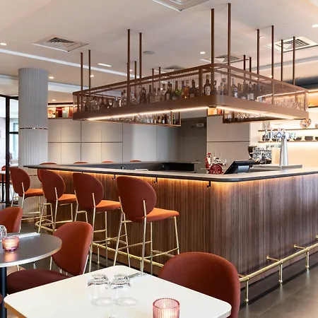 Ac Porte Maillot By Marriott