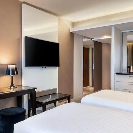 Отель Ac Porte Maillot By Marriott 4*