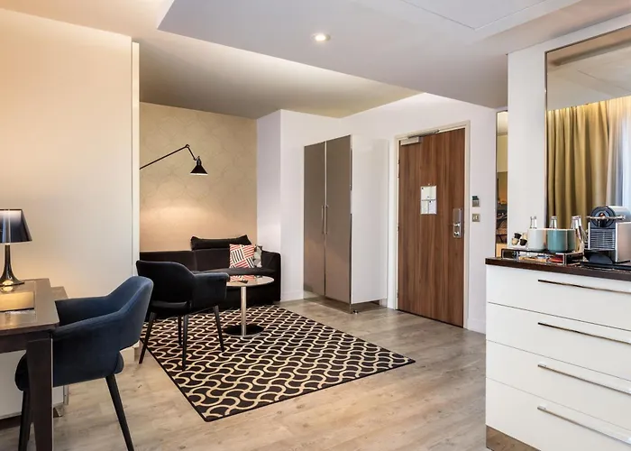Ac Porte Maillot By Marriott 4*