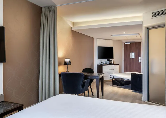 فندق إيه سي بورت مايوه باي ماريوت