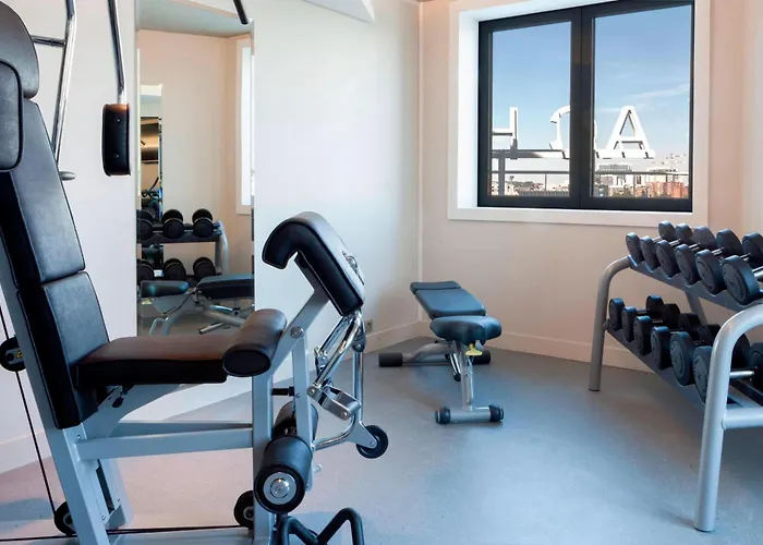 فندق إيه سي بورت مايوه باي ماريوت 4*