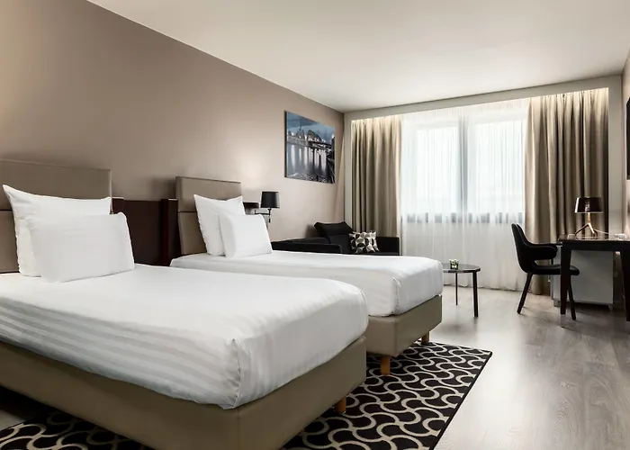 إيه سي بورت مايوه باي ماريوت فندق