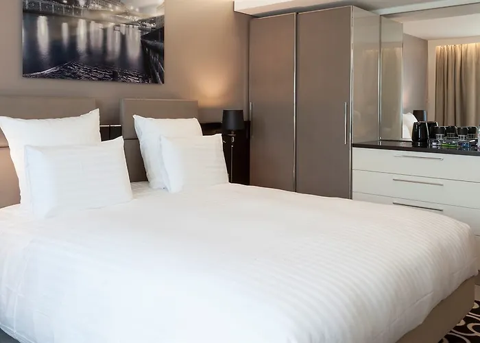 إيه سي بورت مايوه باي ماريوت