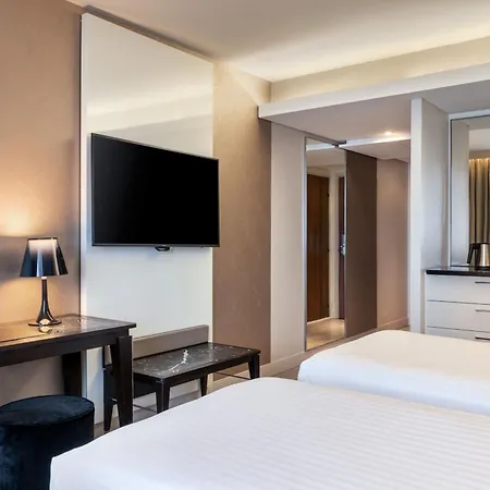 Отель Ac Porte Maillot By Marriott 4*