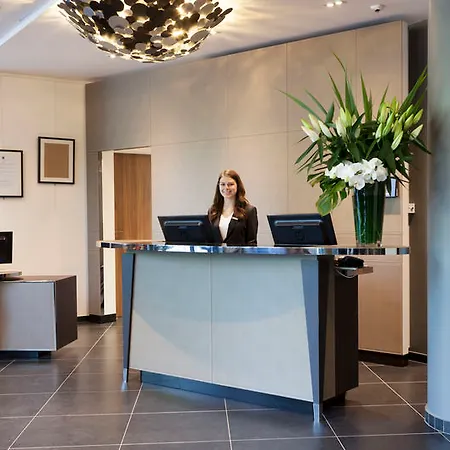 Ac Porte Maillot Hotel Paris